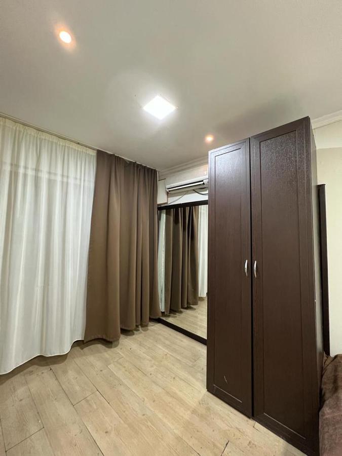 Elno Hotel Тбілісі Екстер'єр фото