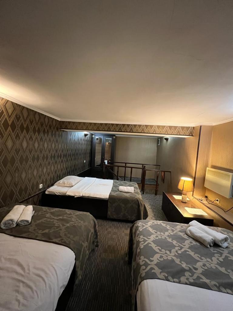 Elno Hotel Тбілісі Екстер'єр фото