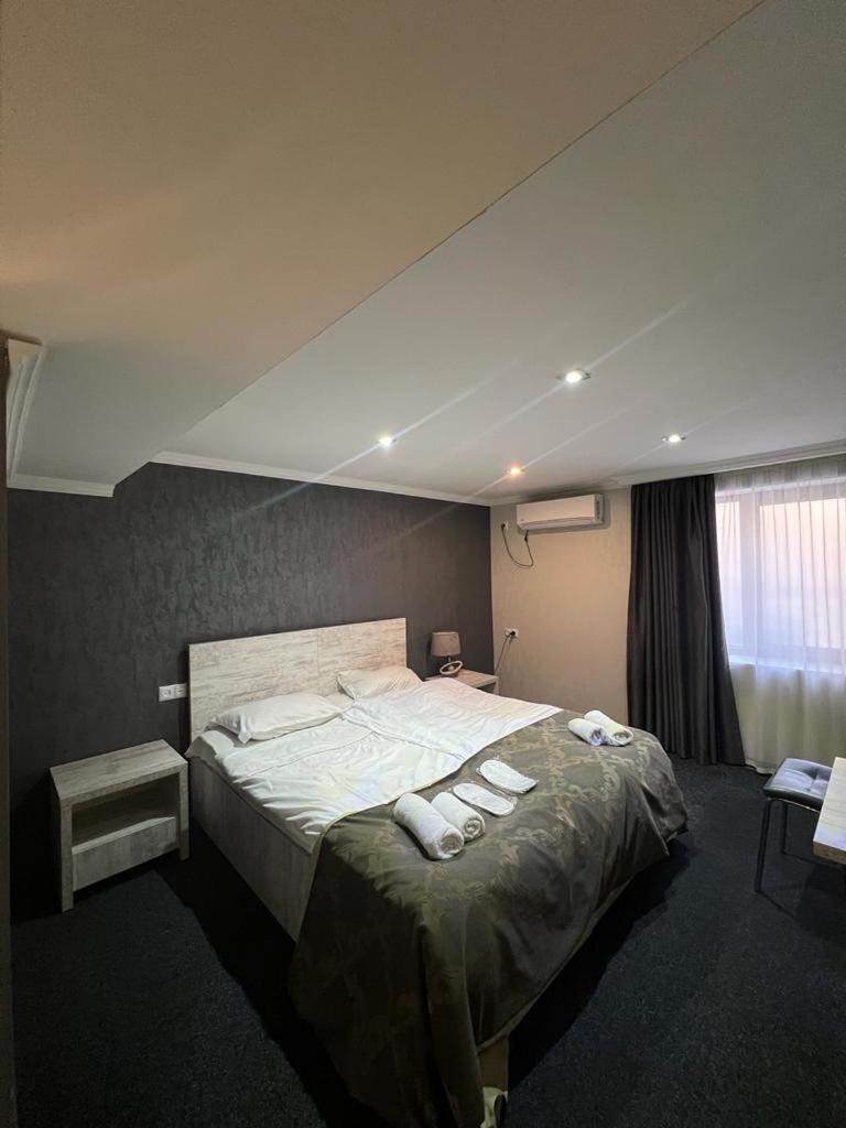 Elno Hotel Тбілісі Номер фото